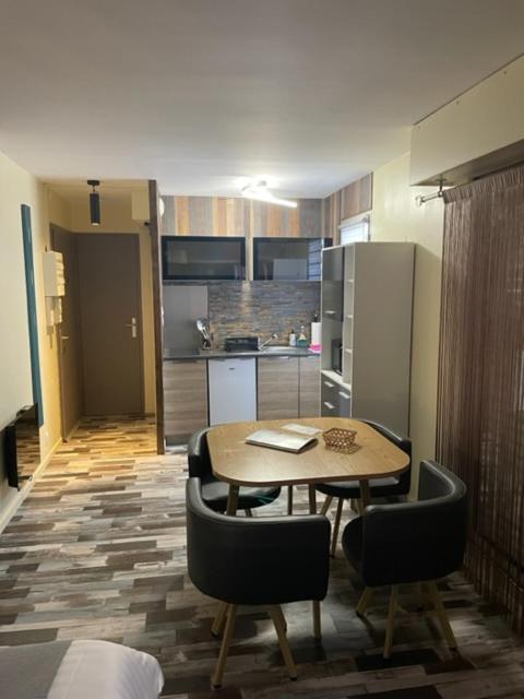 Studio En Residence La Baie De L Adon Saint Gilles Croix de vie Εξωτερικό φωτογραφία